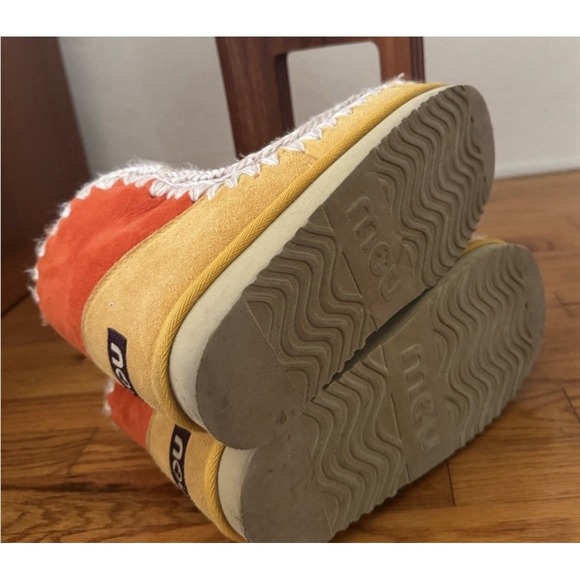 MOU Eskimo‎ Women's Sheepskin Boots RARE & Fun Yellow/ Orange Size 38 Eu 7.5 US - Picture 8 of 8